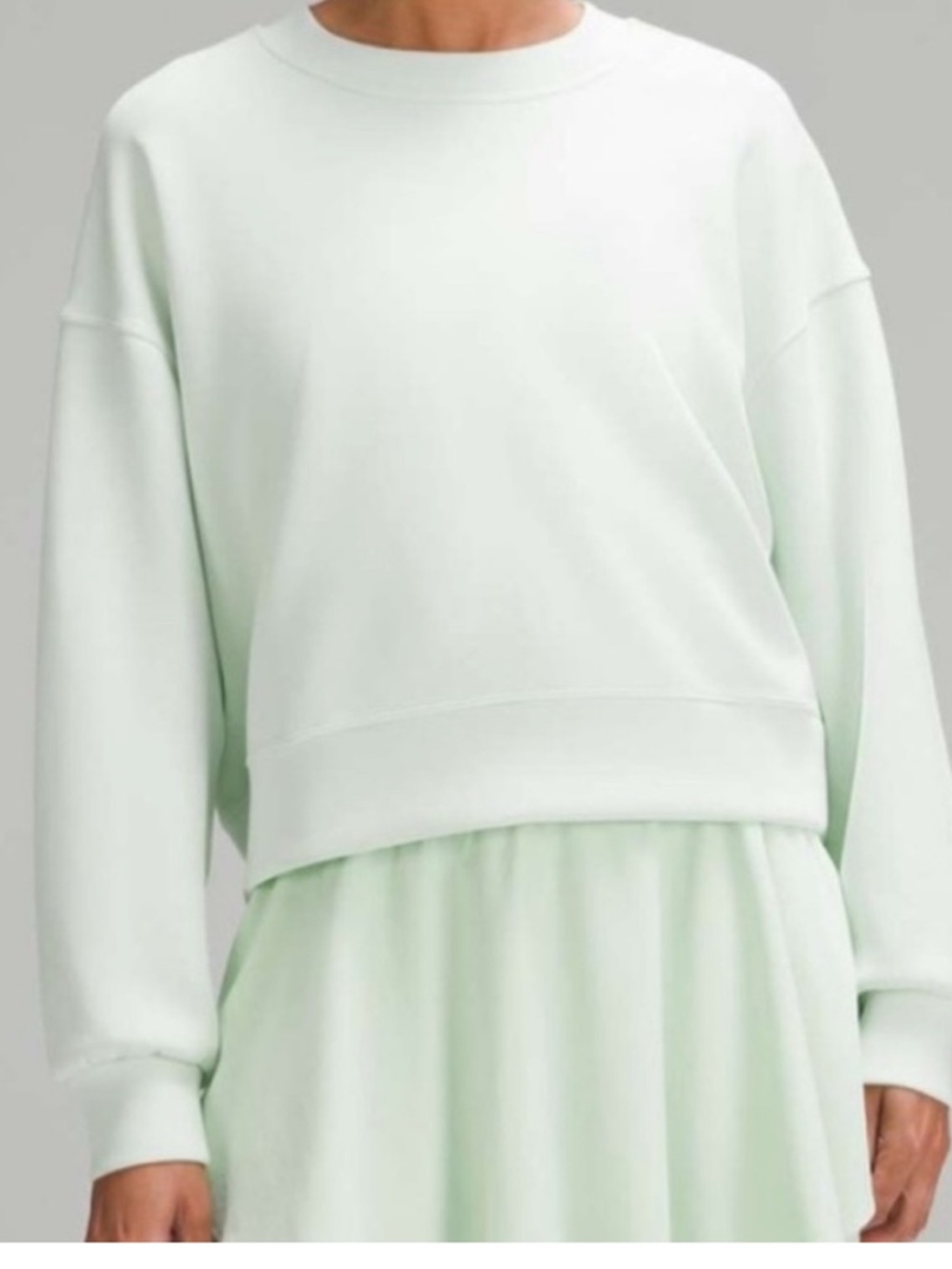 Lululemon Softstreme Crew in Kohlrabi Green